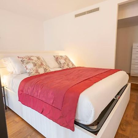 Darsena Charming Apartment By 101Flats Milan Bagian luar foto