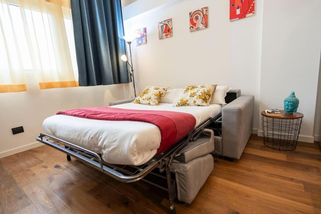 Darsena Charming Apartment By 101Flats Milan Bagian luar foto