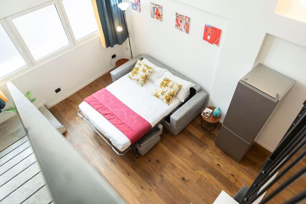 Darsena Charming Apartment By 101Flats Milan Bagian luar foto