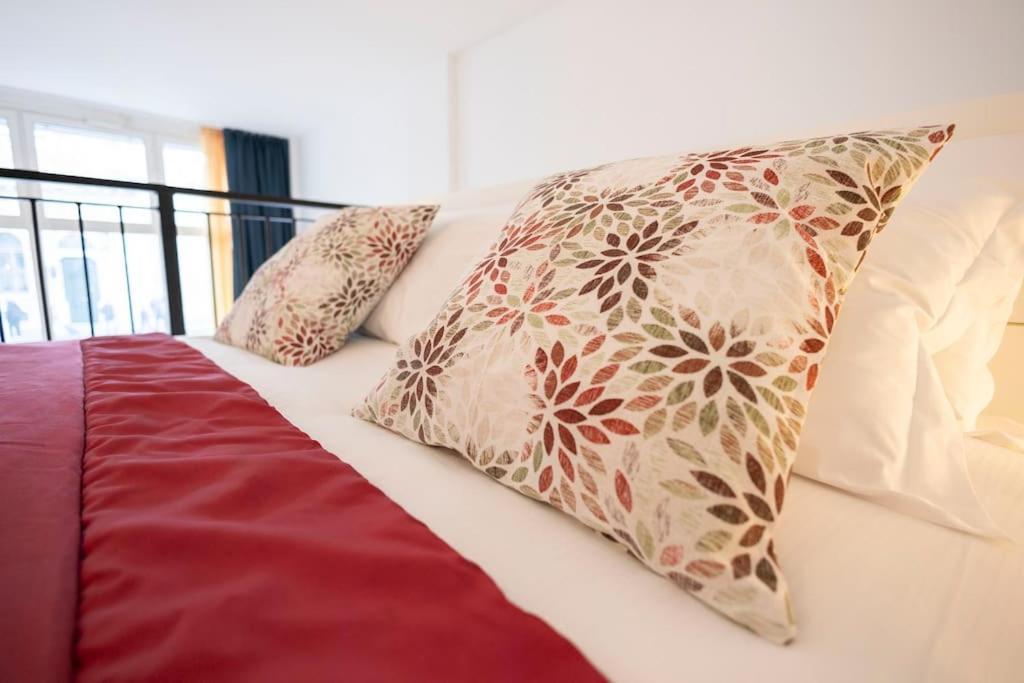 Darsena Charming Apartment By 101Flats Milan Bagian luar foto
