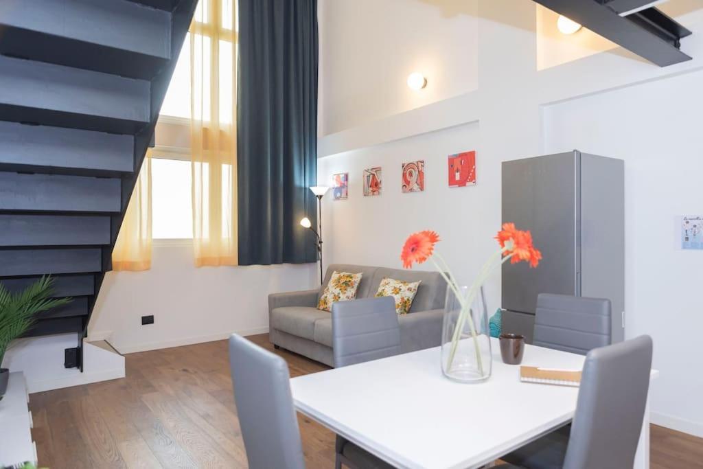 Darsena Charming Apartment By 101Flats Milan Bagian luar foto